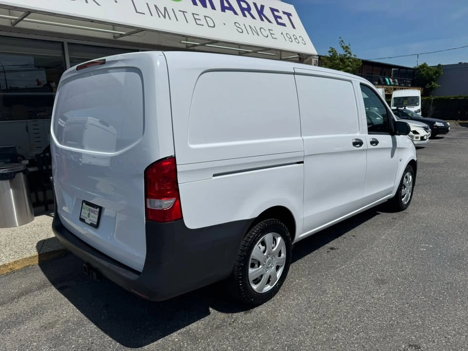 2016 Mercedes-Benz Metris Cargo Van - Low KMs - photo 4