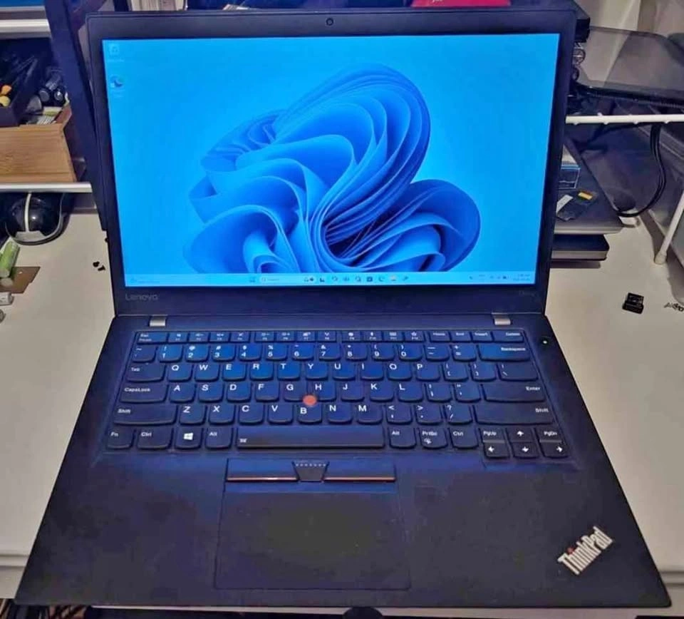 Lenovo T450s 14" i5-5300U 8GB/600GB Win 11 Pro