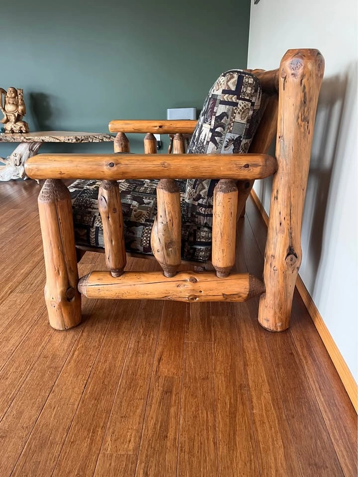Custom Amish Built Full Log Loveseat with Wildlife Print Cushion - photo 2