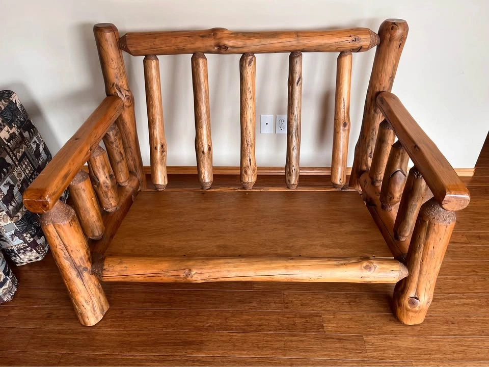 Custom Amish Built Full Log Loveseat with Wildlife Print Cushion - photo 5
