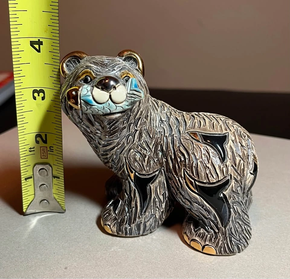 De Rosa Rinconada Adult Grizzly Bear with Fish – F148 - photo 3