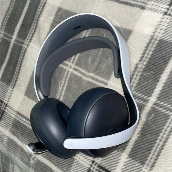 PlayStation 5 Pulse Elite Wireless Headset