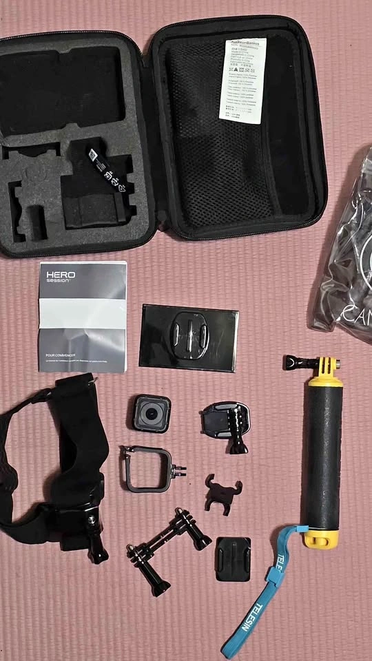 GoPro HERO Session with Accessories