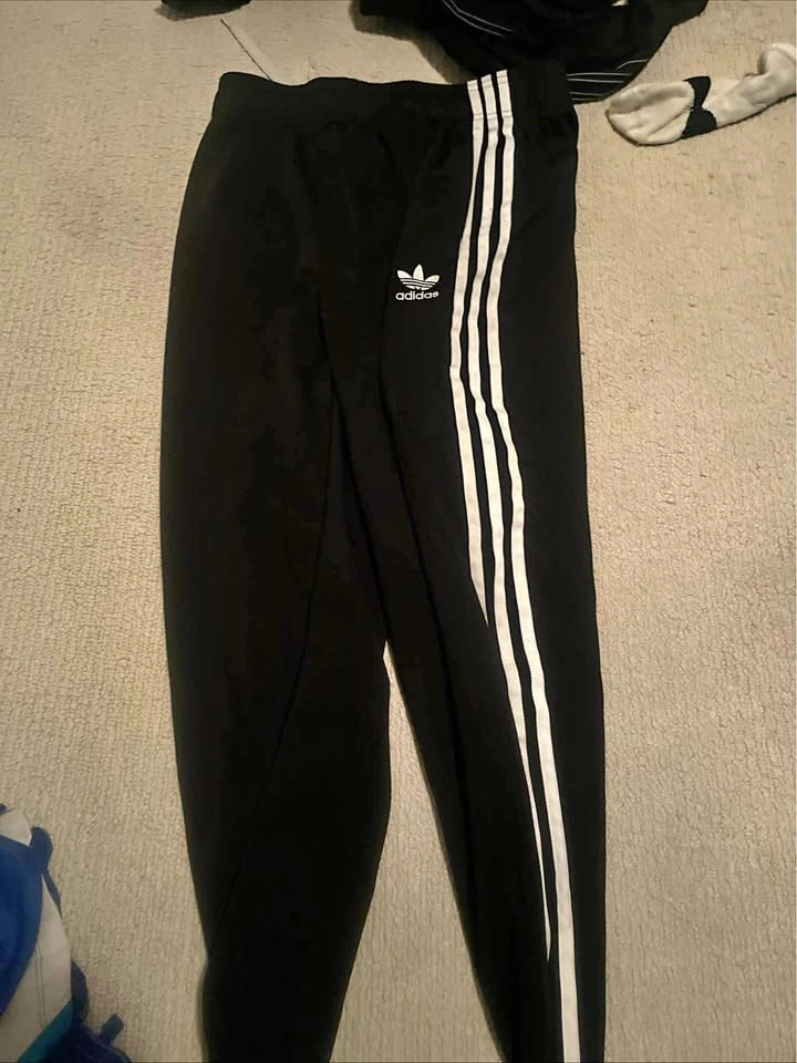 Adidas Sweatpants Youth Extra Large XL 15-16