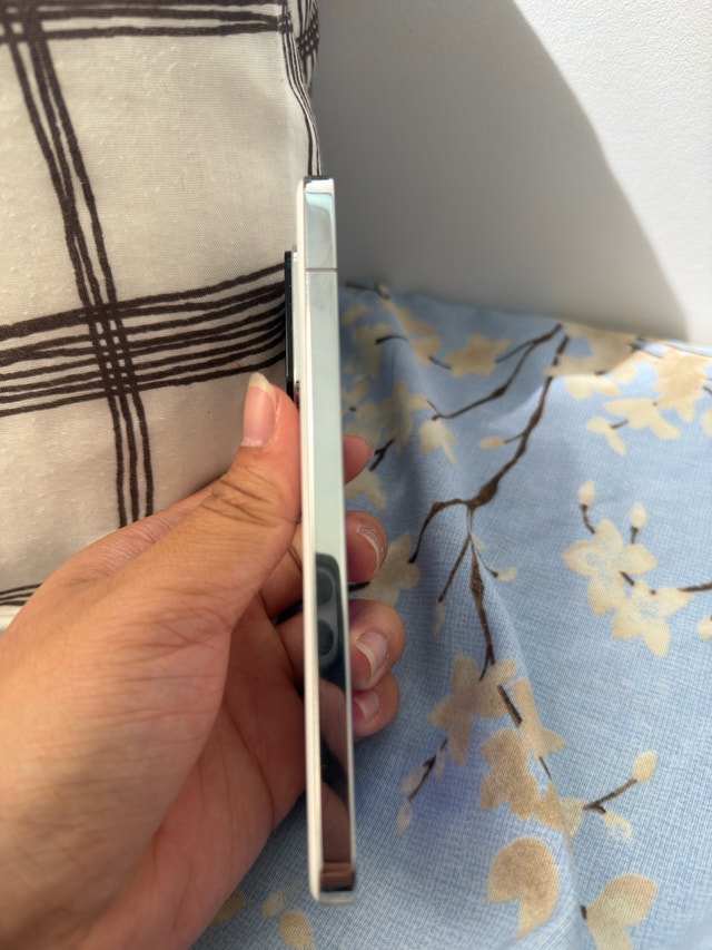 Xiaomi 14 with charger included - photo 4