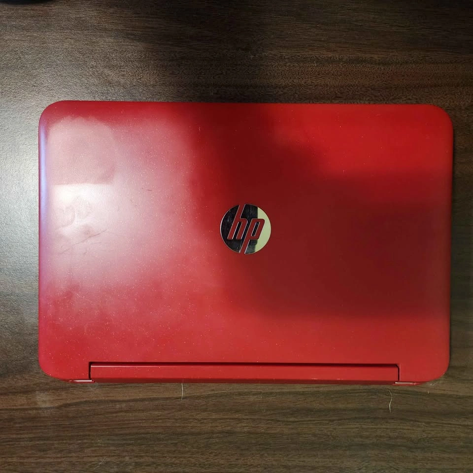 Open to offers Laptop - photo 3