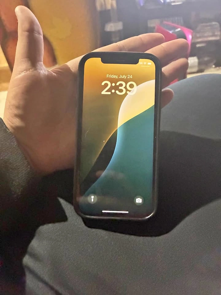iPhone 12 64GB (OBO)