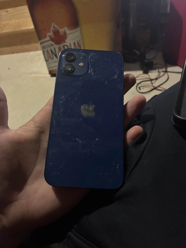 iPhone 12 64GB (OBO) - photo 4