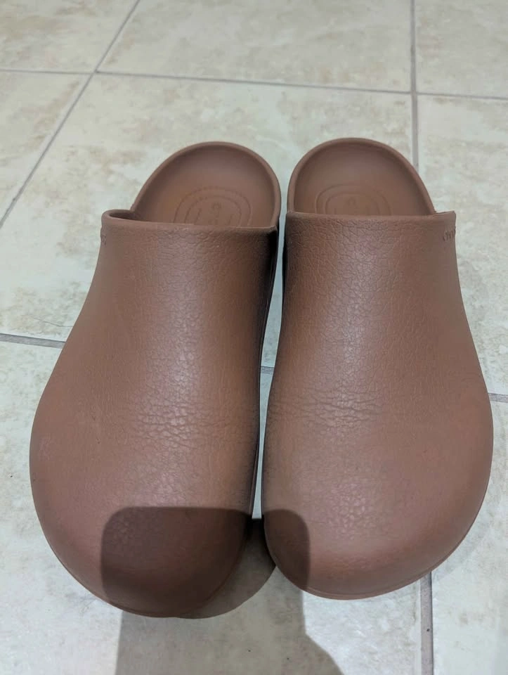 Crocs Dylan Clog Size M9/W11 - photo 2