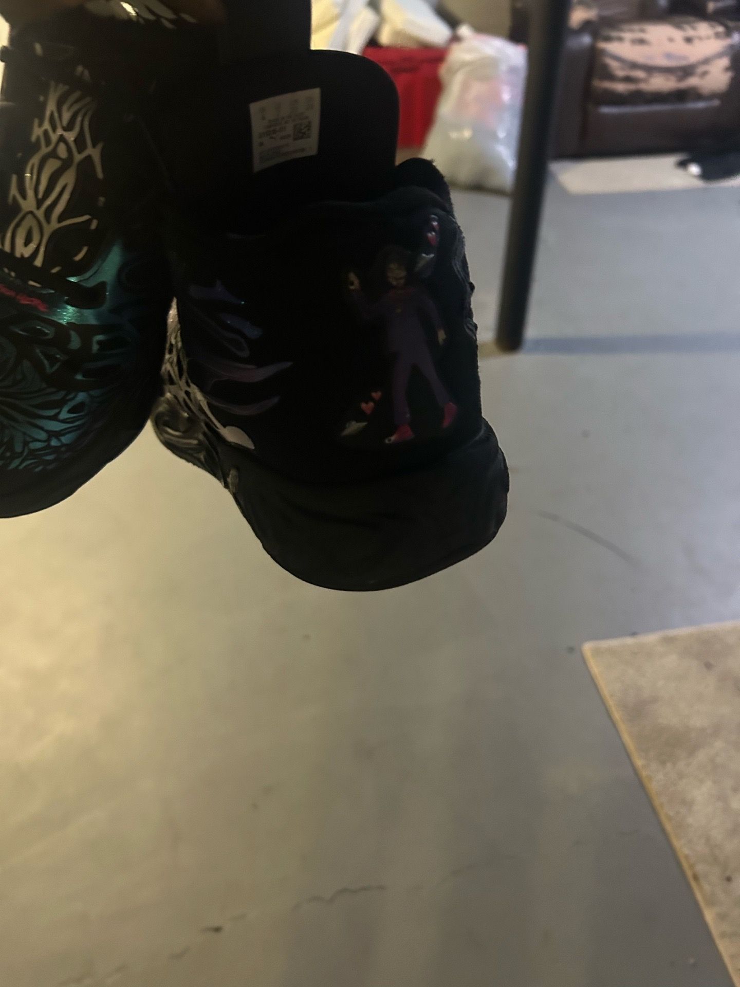 Kamel ball basketball shoes size 6Y