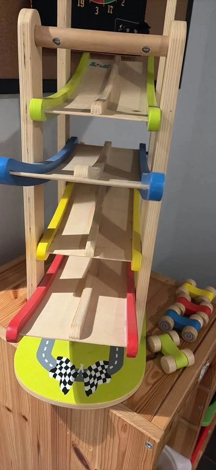 Wooden toy car race track - photo 2