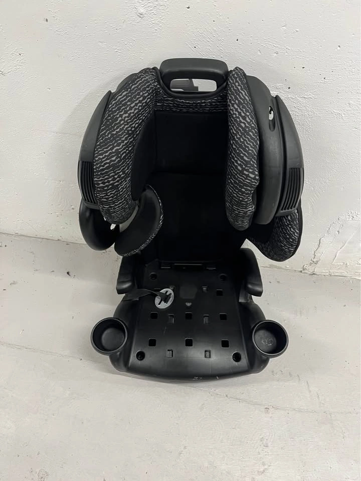 Evenflo High Back Booster Seat - photo 5