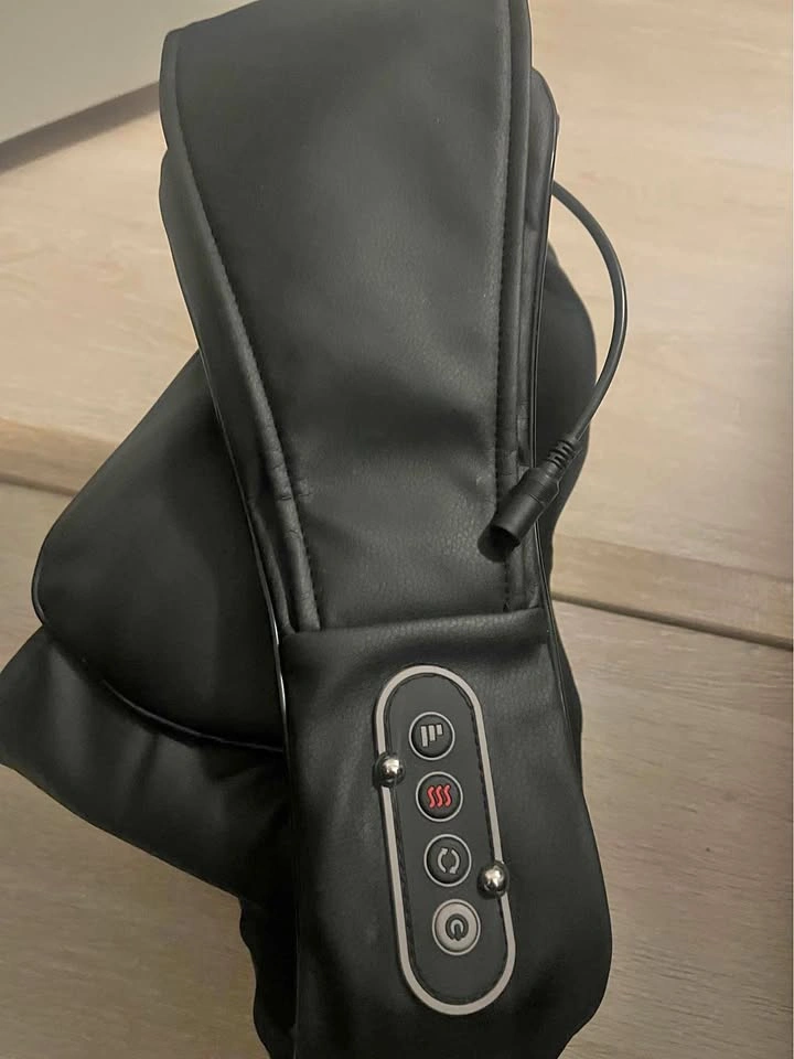 Naipo Shiatsu Neck and Shoulder Massager