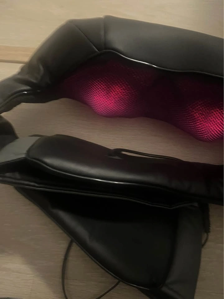 NAIPO Shiatsu Neck and Back Massager with Soothing Heat - photo 5