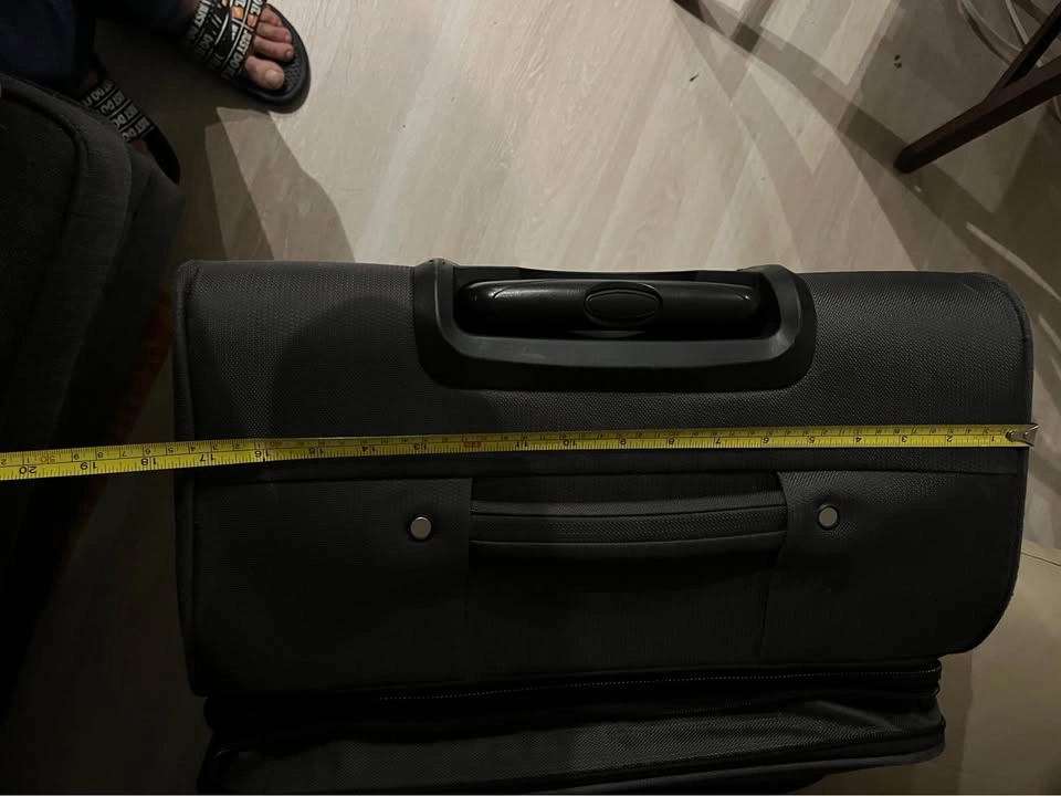Roots Softside Spinner Suitcase 30” - photo 3