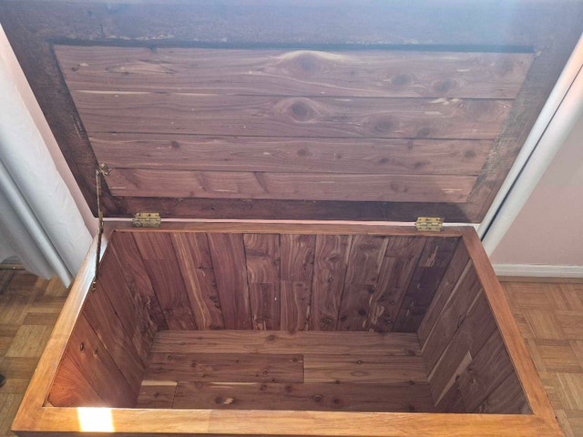 Cedar Hope Chest - photo 2