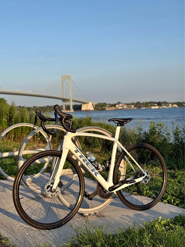 2022 Trek Domane SL 5