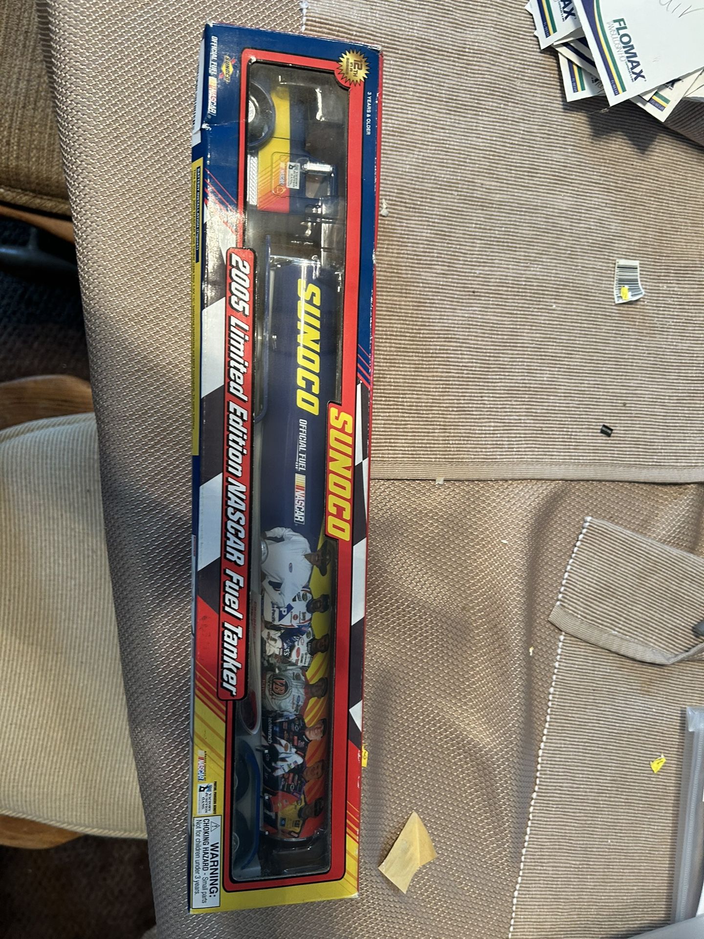 Die Cast Collectiablecars , And Hess Truck And Toys - photo 3