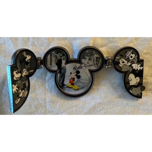 It was all started by a mouse Mickey tri-fold Pin - photo 2