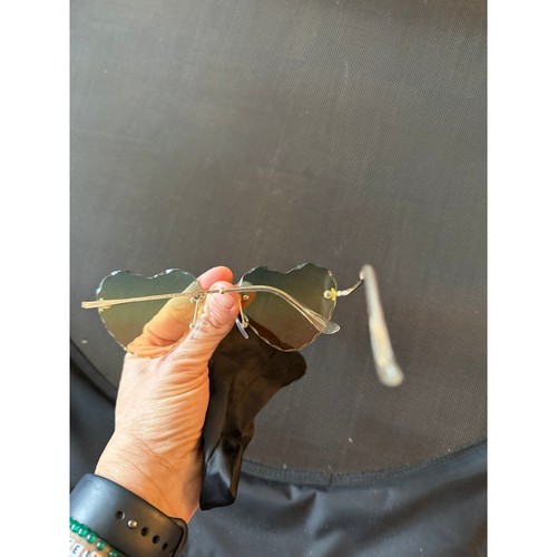 Free People Heart Shaped Women's Sunglasses, GUC - photo 4