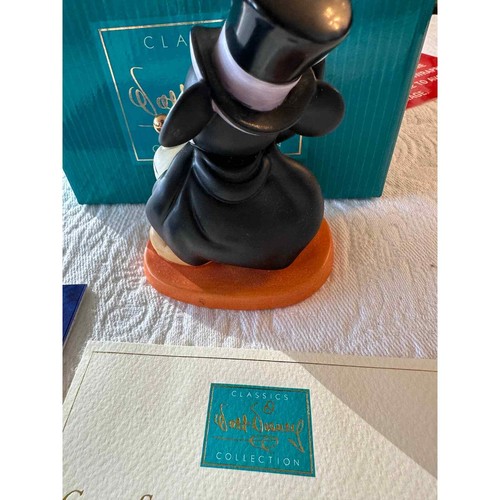 Walt Disney Classic Collections: Magician Mickey "On with the Sh - photo 4