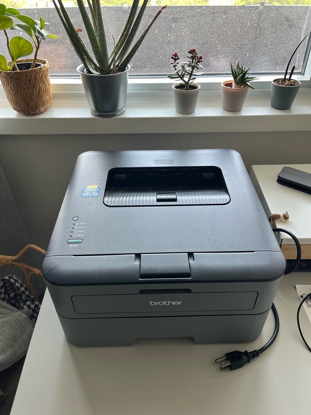 Printer (laser) + FREE paper and toner - photo 2