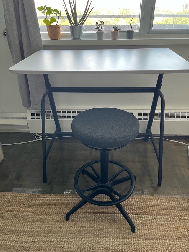 IKEA Lindkullen chair/stool : sit/stand support