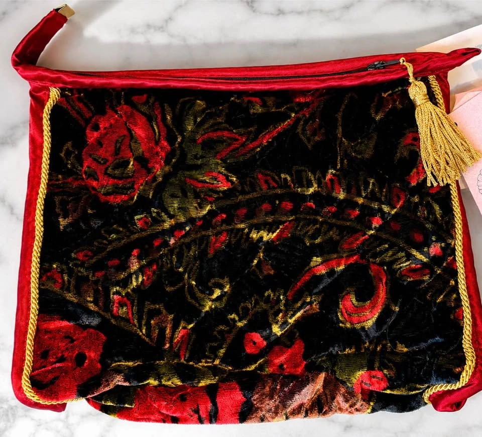 Secret Garden Velvet Floral Cosmetic Bag / Travel Pouch - photo 2
