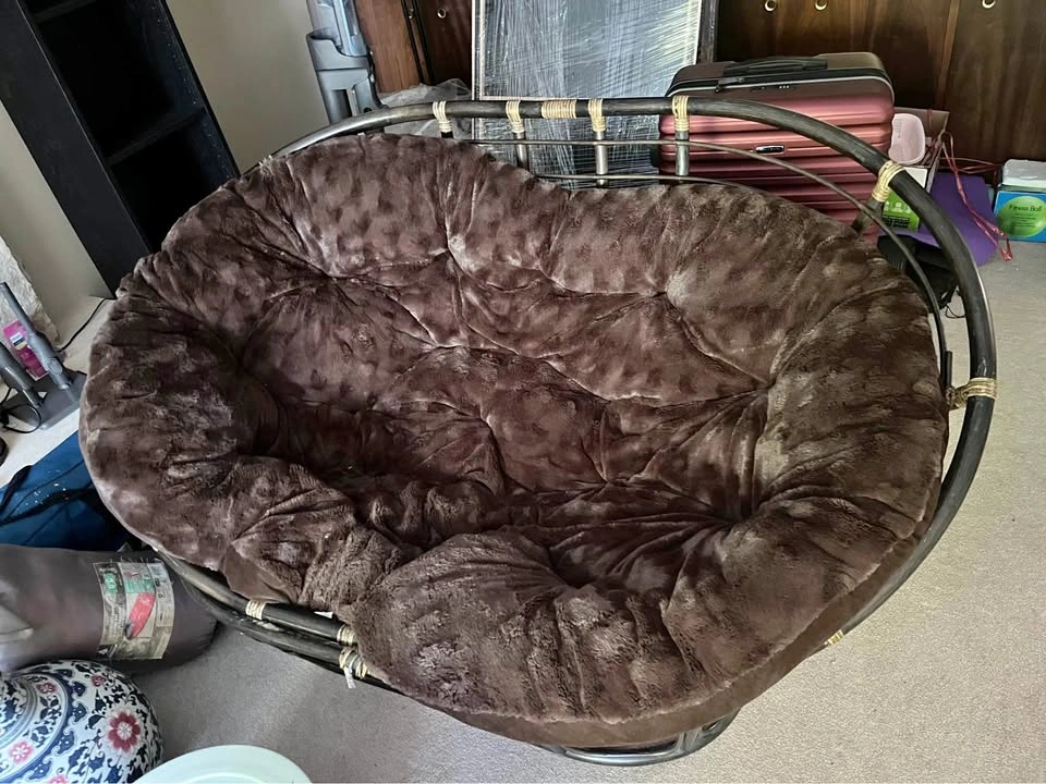 Sofa / Couch (brown)
