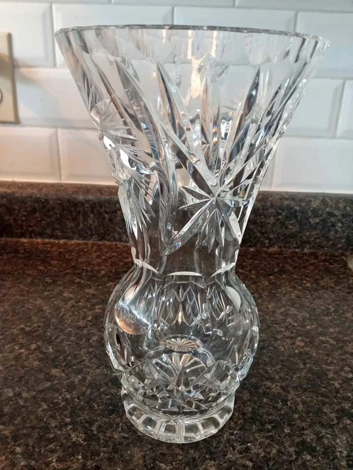 Starburst Cut Crystal Vase