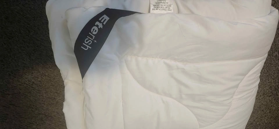 Twin Comforter NEW - photo 3