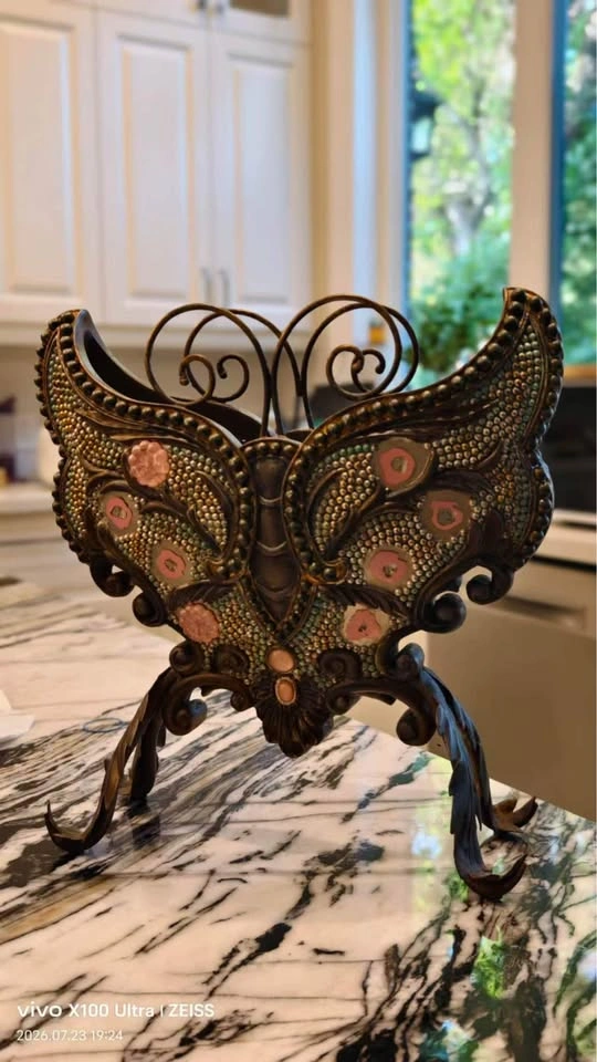 Large Ornate Butterfly Decorative Sculpture – 40 cm - photo 2