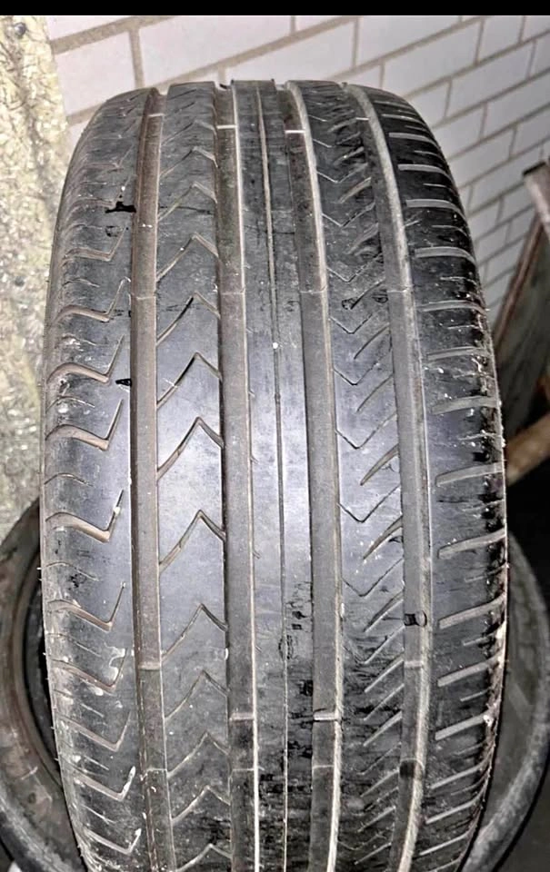 235/40/r18