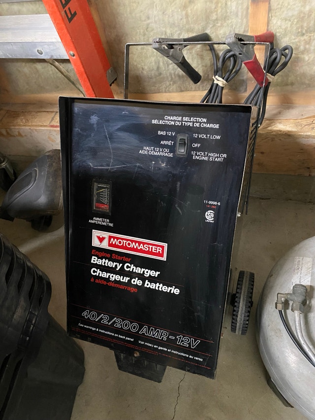 40/2/200amp battery charger engine start