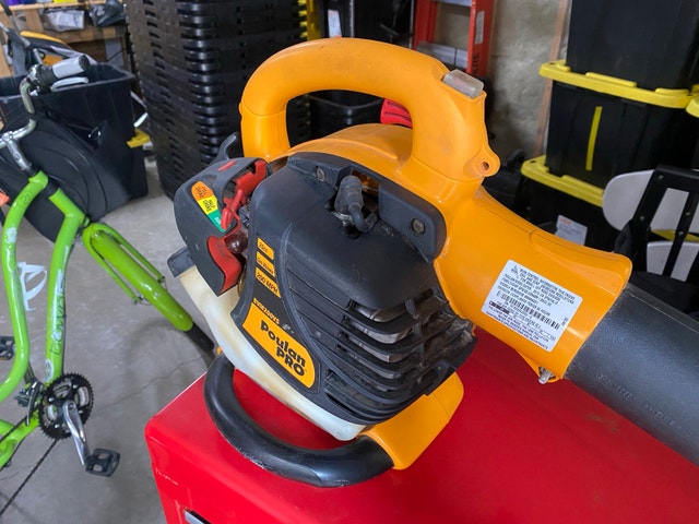 Poulan gas blower 200mph - photo 4