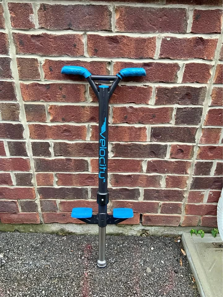 Flybar Velocity Pogo Stick