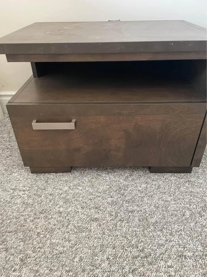 Bedside table