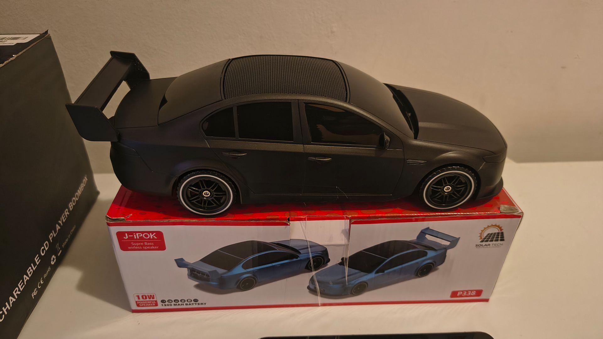 Solar Bluetooth Speaker Radio SportsCar