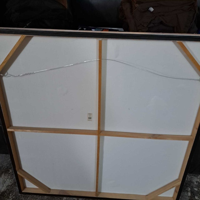 Accent 40" Square Picture - photo 2