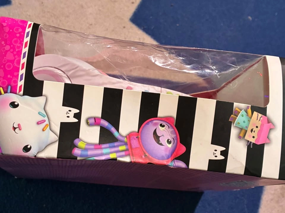 Gabby’s Dollhouse Wireless Headphones - photo 4