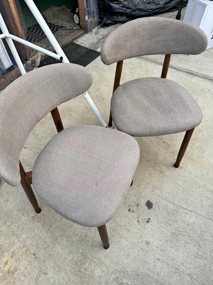 Pair of Mid-Century Modern Style Dining Chairs