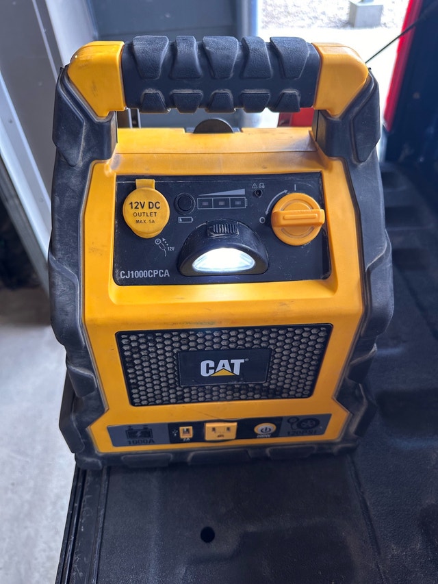 CAT CJ1000CPCA Jump Starter and Compressor - photo 4
