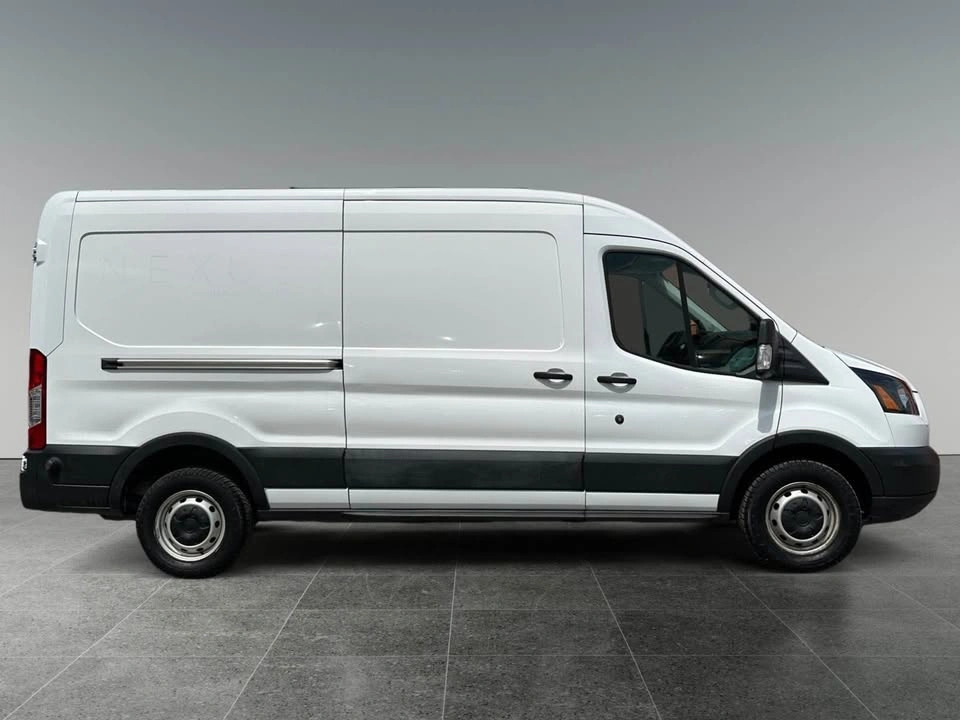 2019 Ford Transit - photo 5
