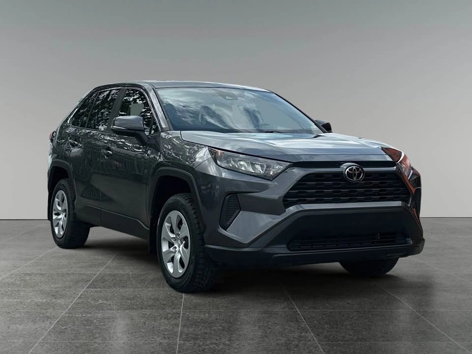 2022 Toyota RAV4 - photo 2
