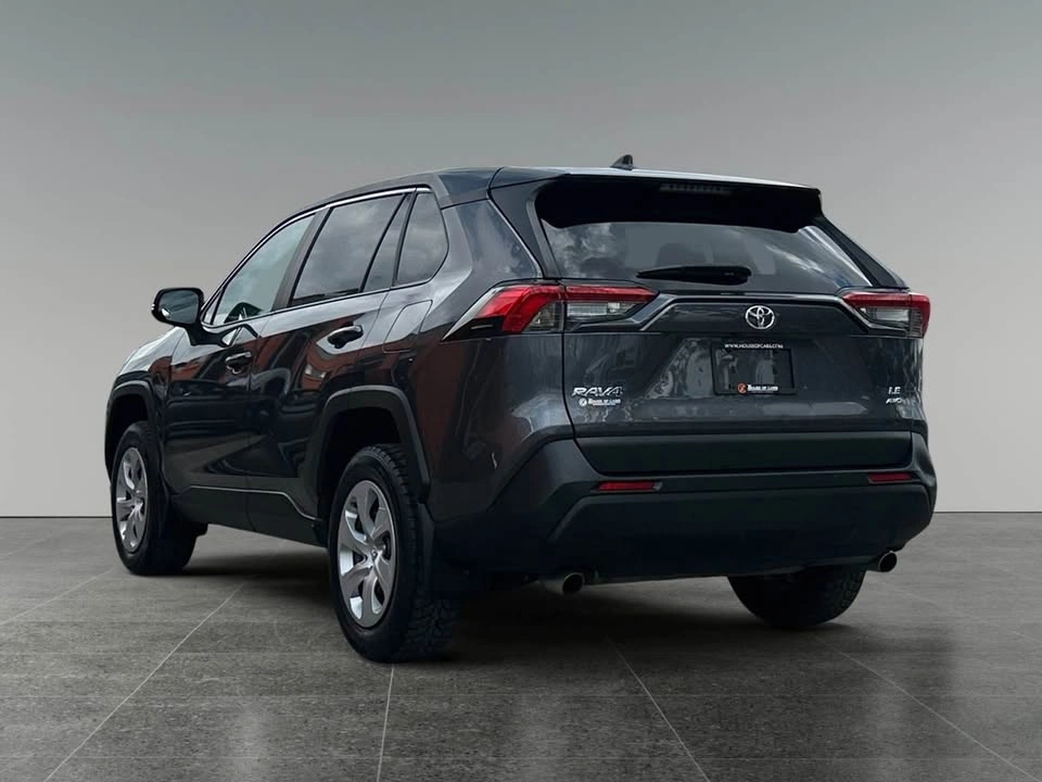 2022 Toyota RAV4 - photo 4