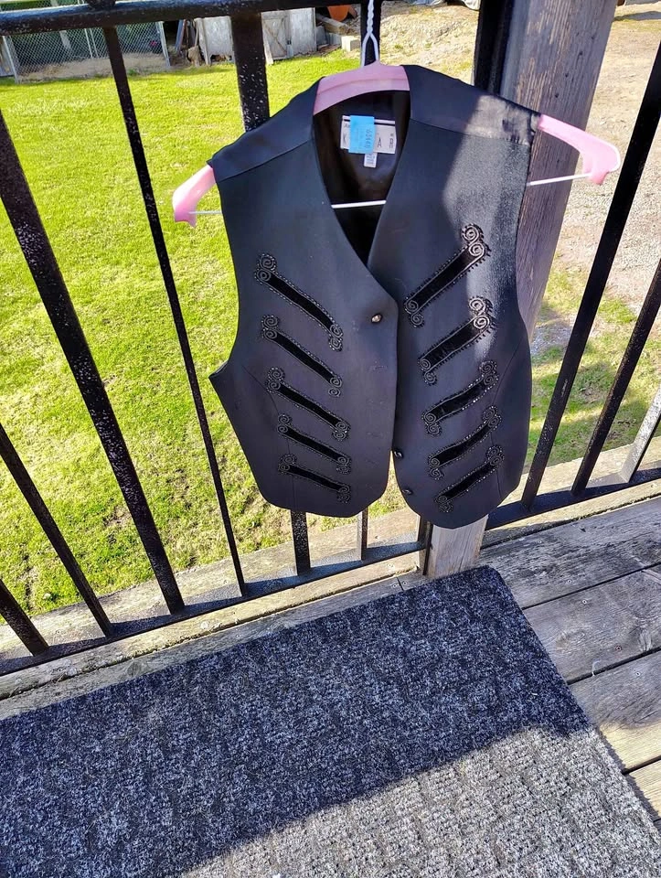 women's suit vest