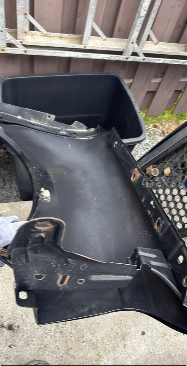 Ford f150 and a right side fender - photo 4