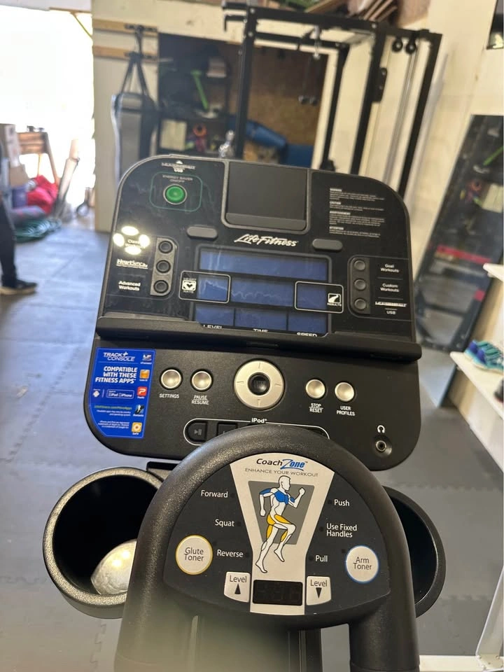 Eliptical machine - photo 2