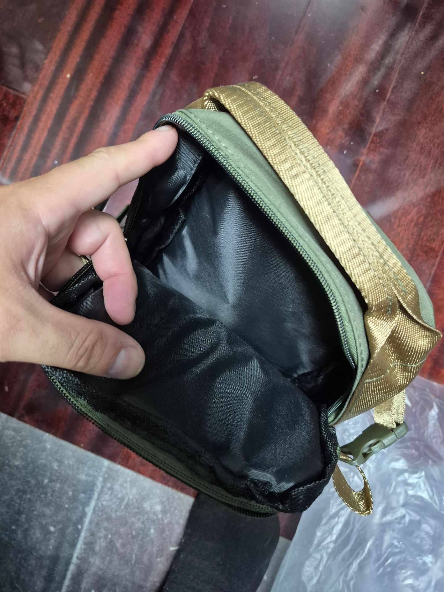 Bag over the shoulder - photo 4