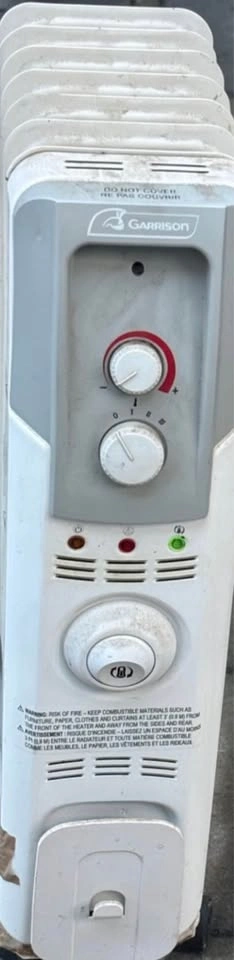 Garrison brand 7-fin oil-filled portable radiator heater - photo 2